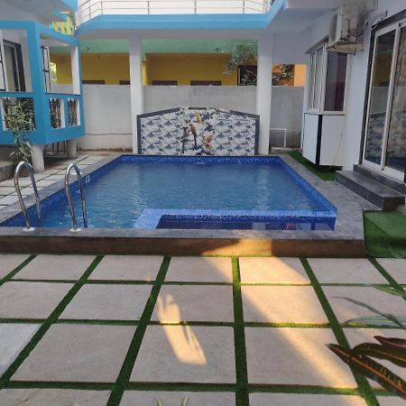 Hotel Queen Of Queen'S Calangute Exterior foto